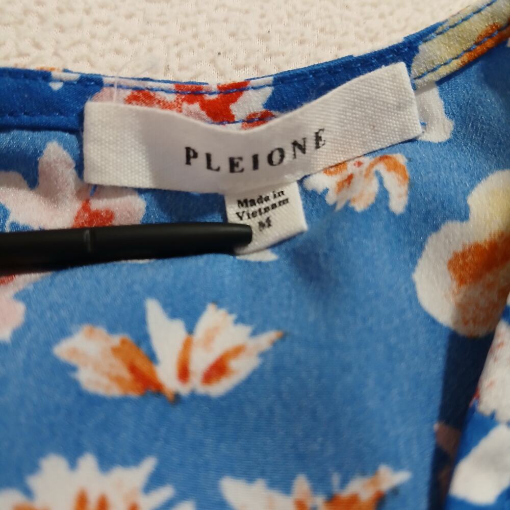 PLEIONI Med Floral/JON & ANNA Black/White Floral 2 TOP BUNDLE FLORAL CORE
